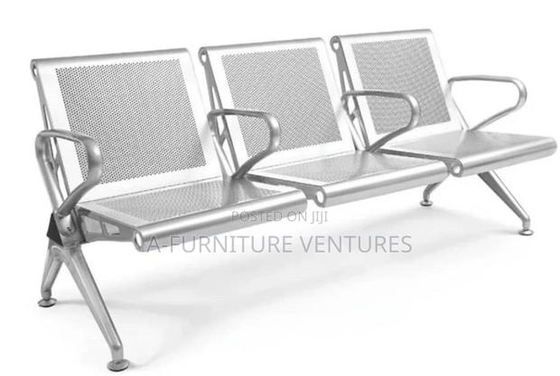 Heavy Duty Metal Chair · Photo 1
