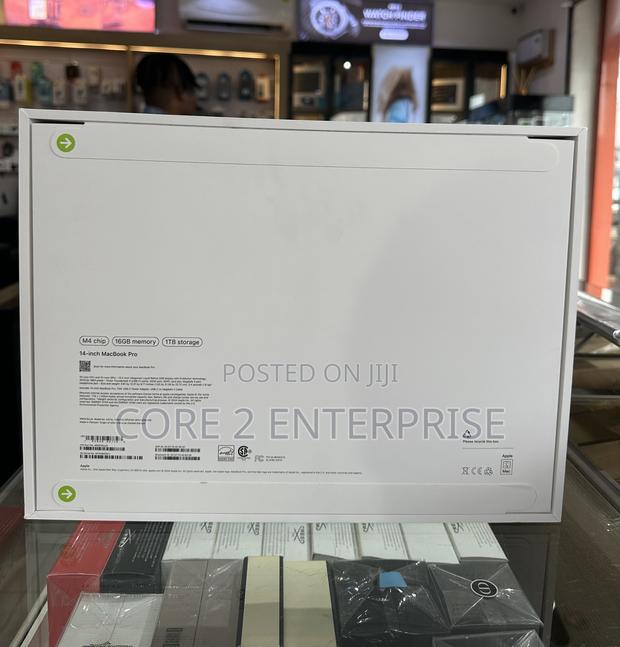 New Laptop Apple MacBook Pro 2024 M4 14-Inch 16GB Apple M4 SSD 1T · Photo 3