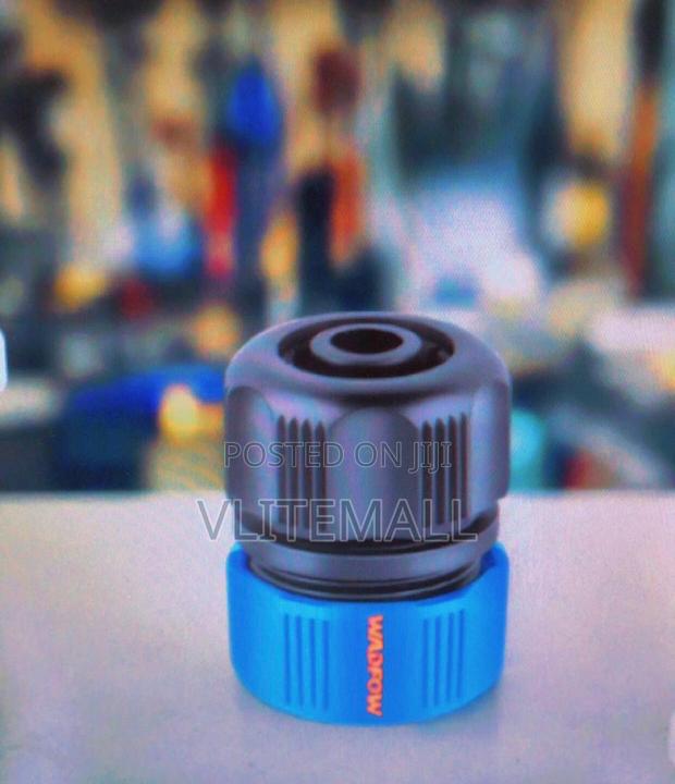 Wadfow 1/2" Plastic Mender - Wqc2e21 · Photo 2