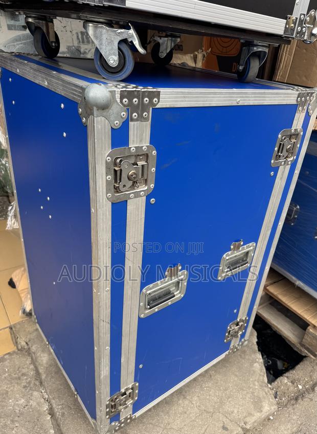 18unite Amplifier Rack Dj · Photo 1