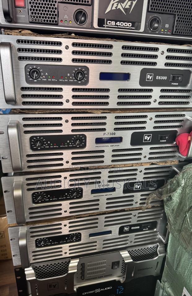 Ev /P-7300watt Mid Amplifier · Photo 1