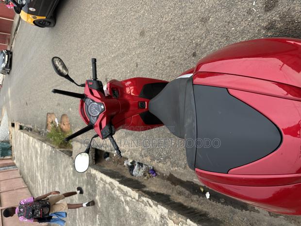 Honda 2022 Black · Photo 8