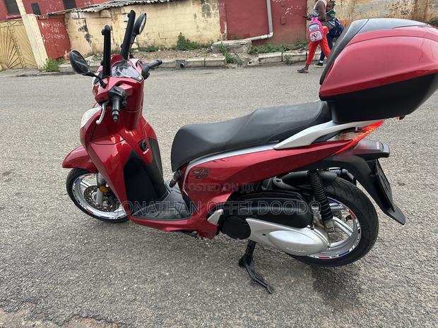 Honda 2022 Black · Photo 4