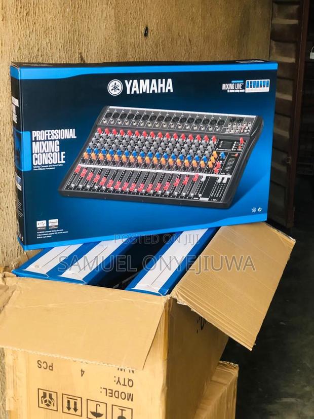 Yamaha 16 Channels Live Mixer Console · Photo 1