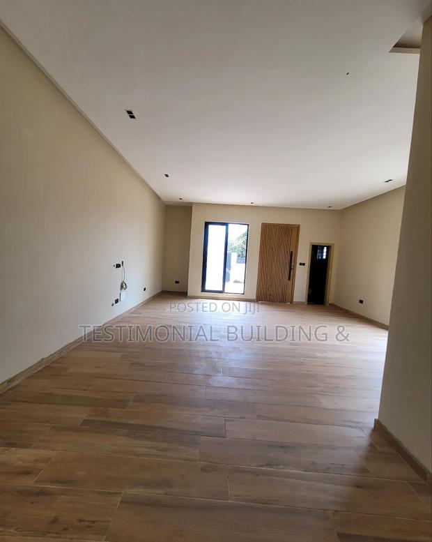 3bdrm House in Adenta for sale · Photo 2