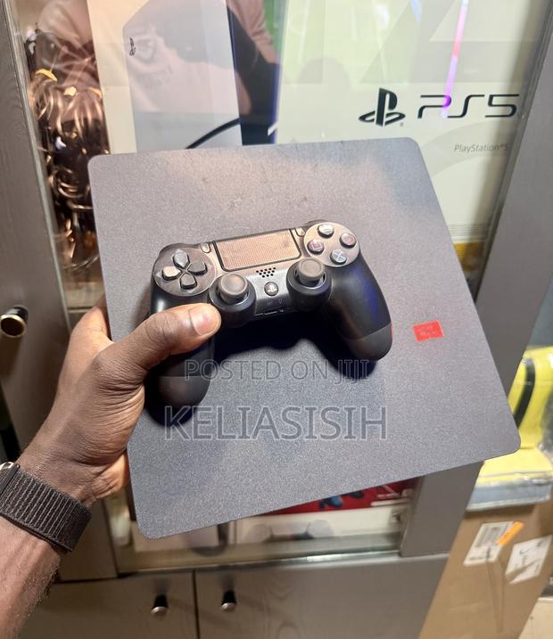 Ps4 Slim 1tb · Photo 3