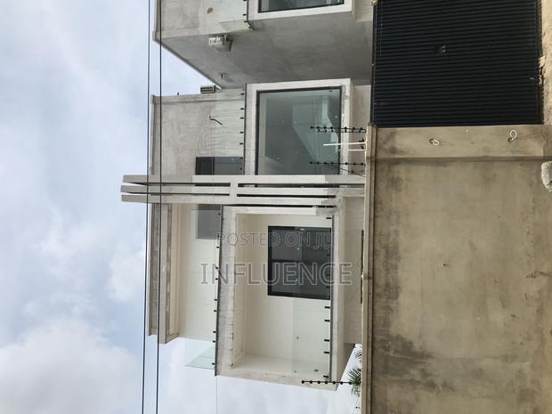 3bdrm House in American House Area, East Legon for sale · Photo 1