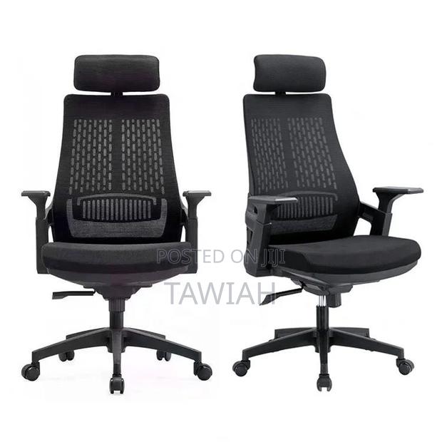 Executive Black Office Chairs · Photo 2