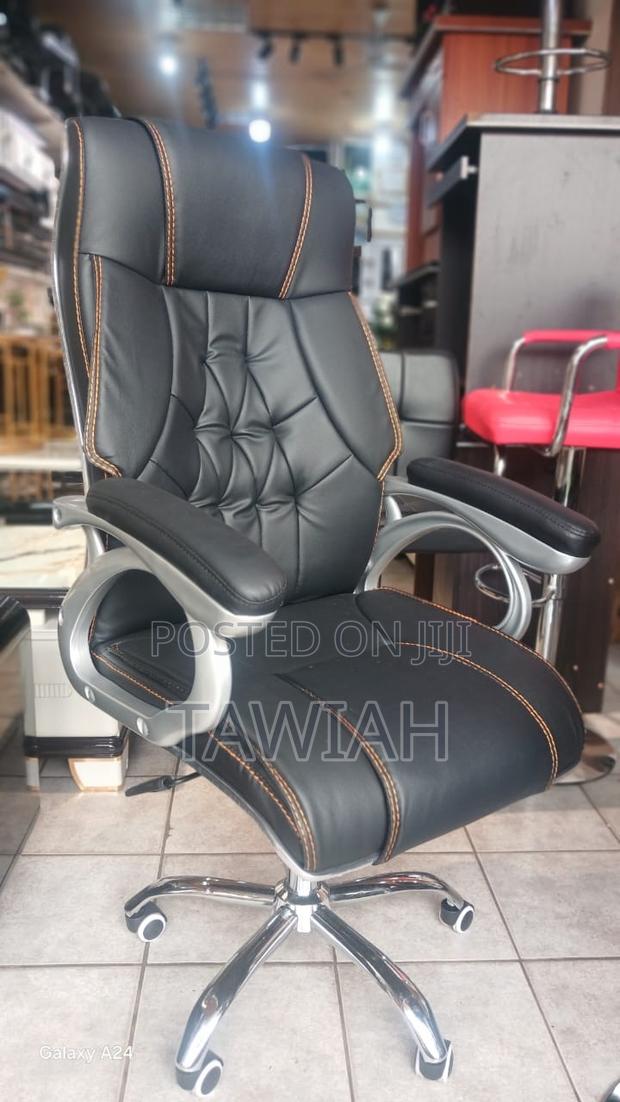 Ergonomic Office Chair · Photo 1