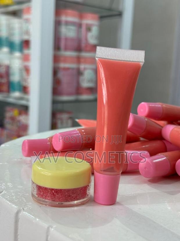 Permanent Pink Lips Set · Photo 1