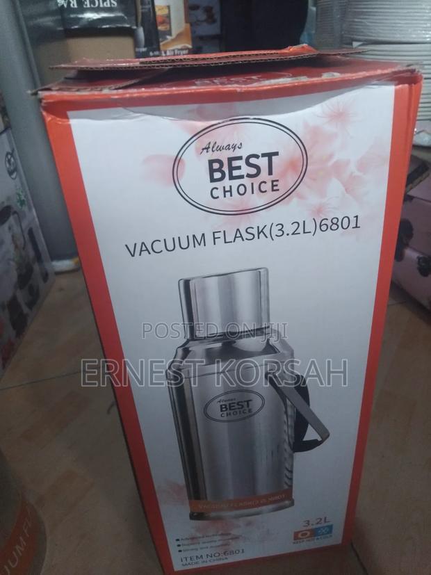 3.2 L Vaccuum Flask · Photo 2