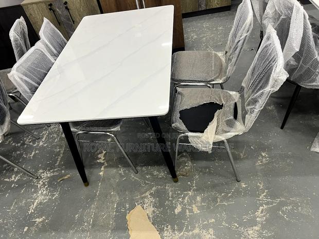 White Marble 4 Seater Dining Set · Photo 2
