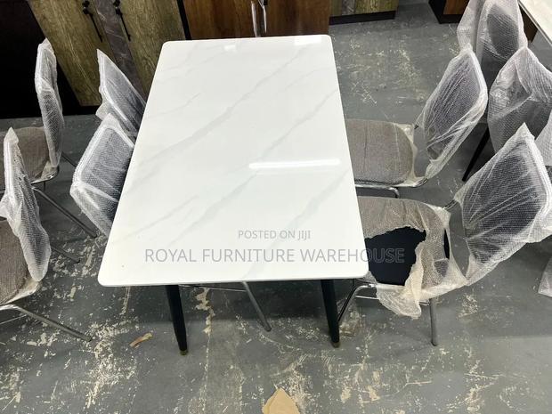 White Marble 4 Seater Dining Set · Photo 3