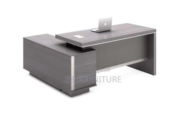 Executive L Shape Desk · Photo 1