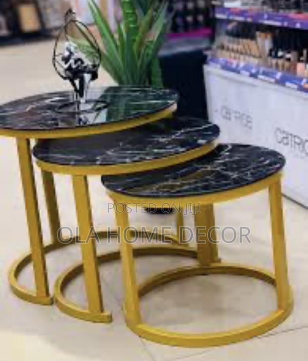 Center Table / Coffee Table · Photo 2