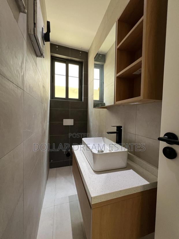 5bdrm House in Adjiriganor for sale · Photo 7