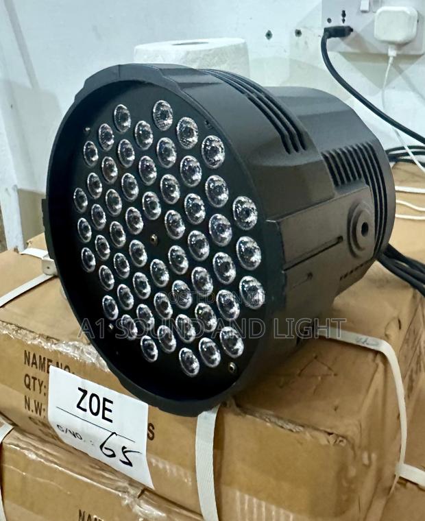 Smartdjlite 54 Lamp Par Can · Photo 3