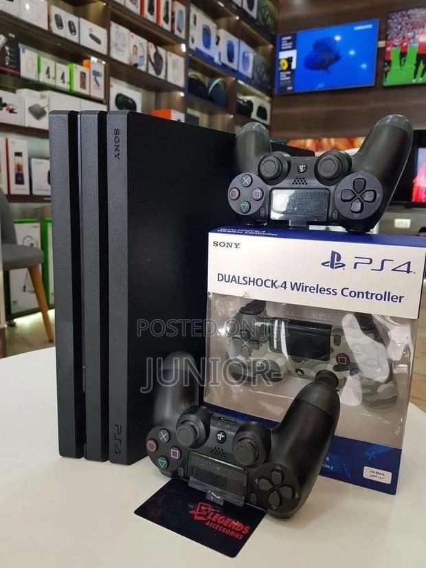 Play Station 4 Pro Jailbreak FC27 and 15 Free Xtra Games · Photo 1