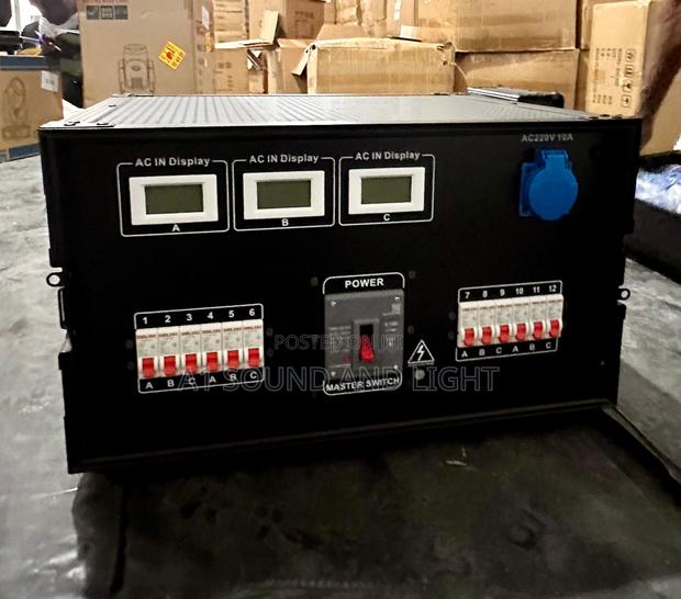 12 Channels Input And Output Power Distribution Kit · Photo 2