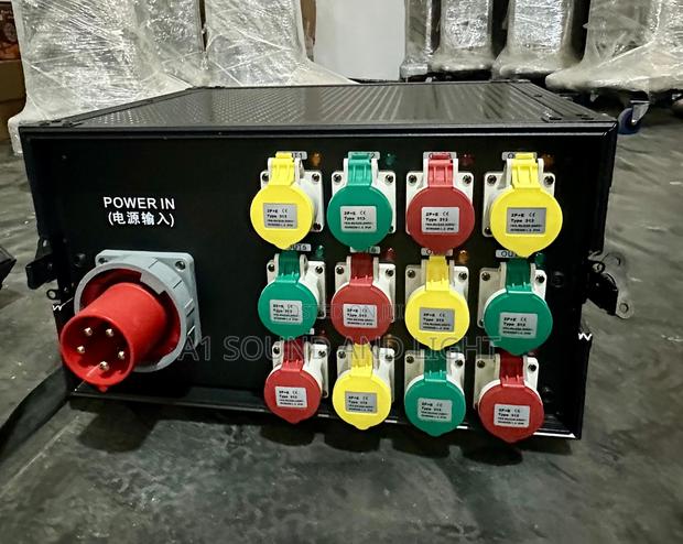 12 Channels Input And Output Power Distribution Kit · Photo 1