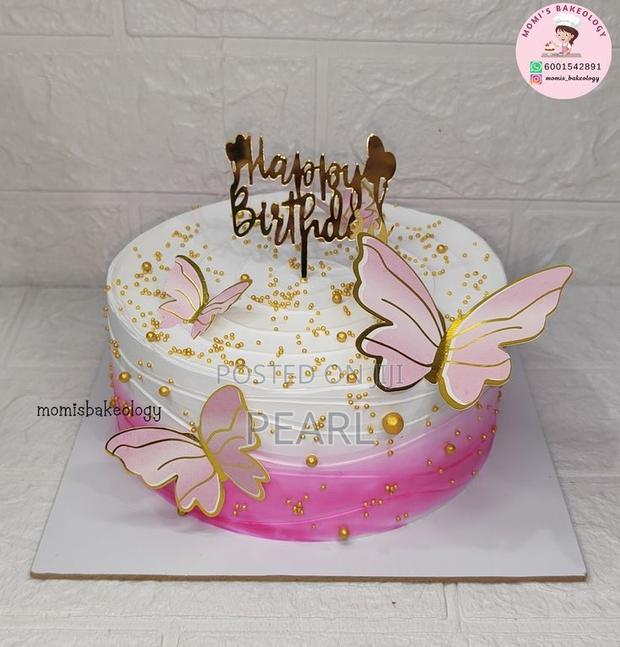 Nafi’S Cakes