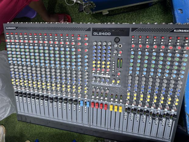 Allen Heath · Photo 2