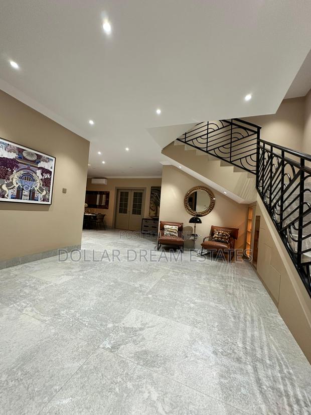 Furnished 5bdrm House in East Legon for sale · Photo 3