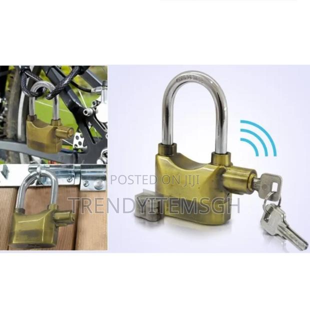 Loud Anti Theft Alarm Padlock · Photo 3