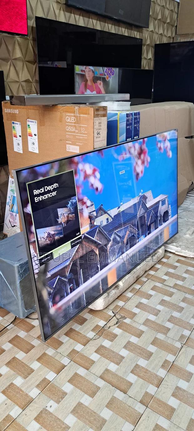 Samsung 65" Qled Q80d Quantum Dot HDR Smart 2024/25 Airplay Alexa · Photo 4