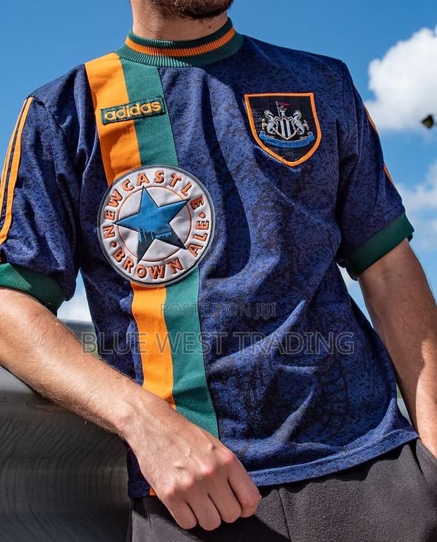 Newcastle 1997 Retro Jersey _ Newcastle United Vintage Jersey · Photo 2