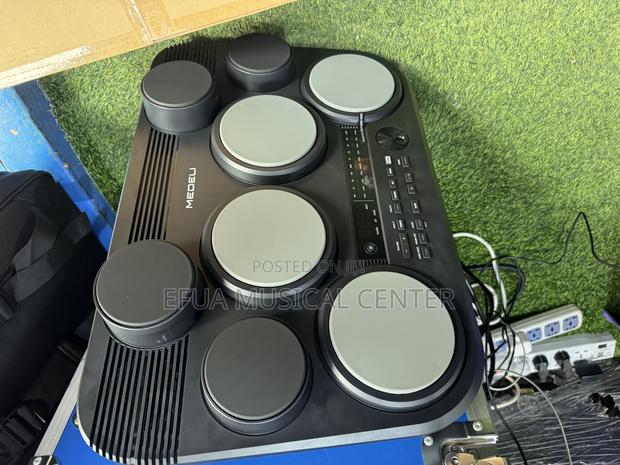 Medeli Electrical Drum With Two Cymbals · Photo 3