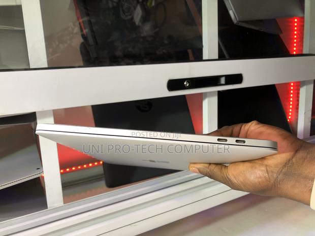 Laptop Apple MacBook Pro 2019 8GB Intel Core I5 SSD 128GB · Photo 5