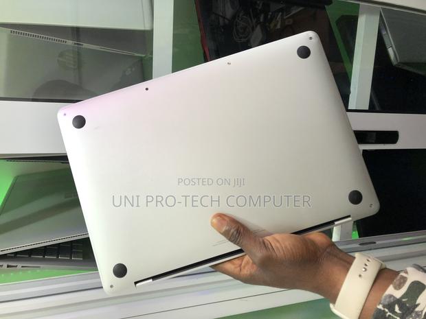Laptop Apple MacBook Pro 2019 8GB Intel Core I5 SSD 128GB · Photo 3