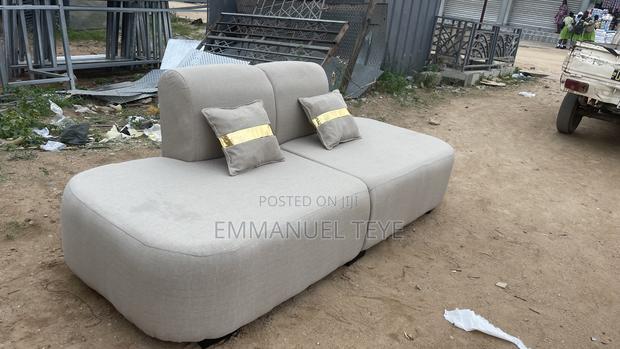 Quality Luxurious 3 in One Sofa · Photo 1