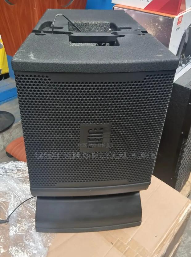 JBL 8 Inches Line Arrays · Photo 4