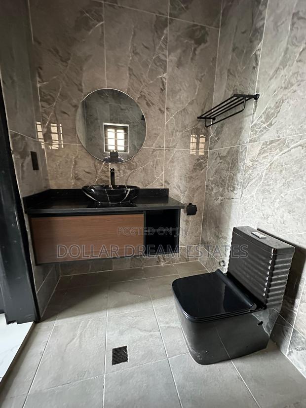 3bdrm House in Adenta for sale · Photo 7