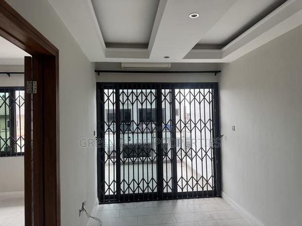 3bdrm Townhouse/Terrace in East Legon for sale · Photo 5