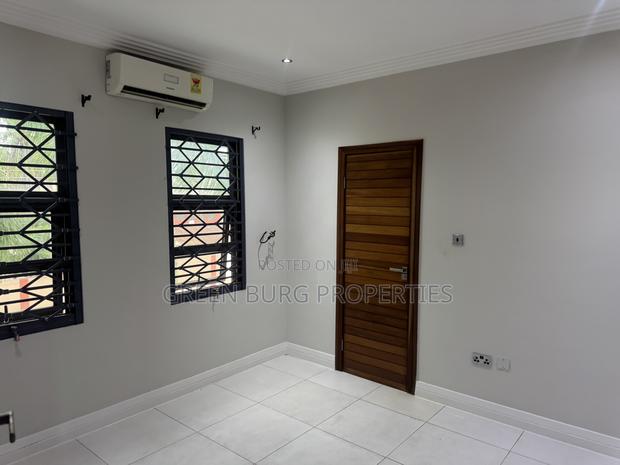 3bdrm Townhouse/Terrace in East Legon for sale · Photo 7