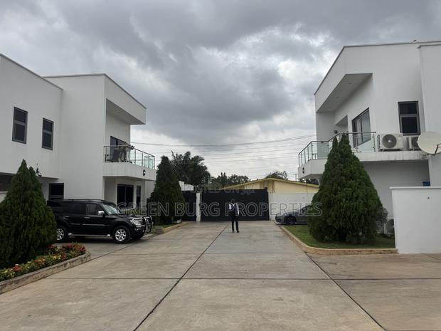 3bdrm Townhouse/Terrace in East Legon for sale · Photo 4