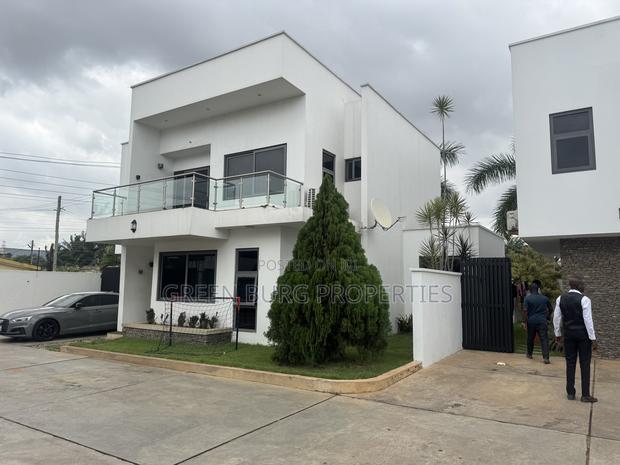 3bdrm Townhouse/Terrace in East Legon for sale · Photo 1