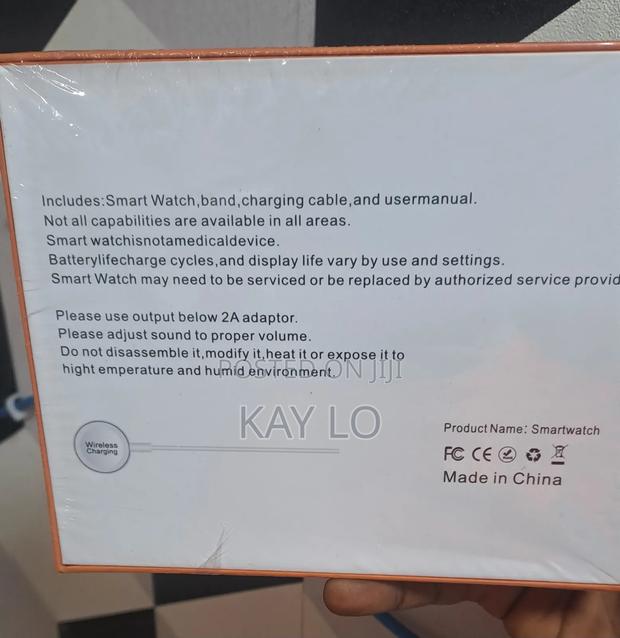 Sw02 Smart Watch With Free Earpod · Photo 5