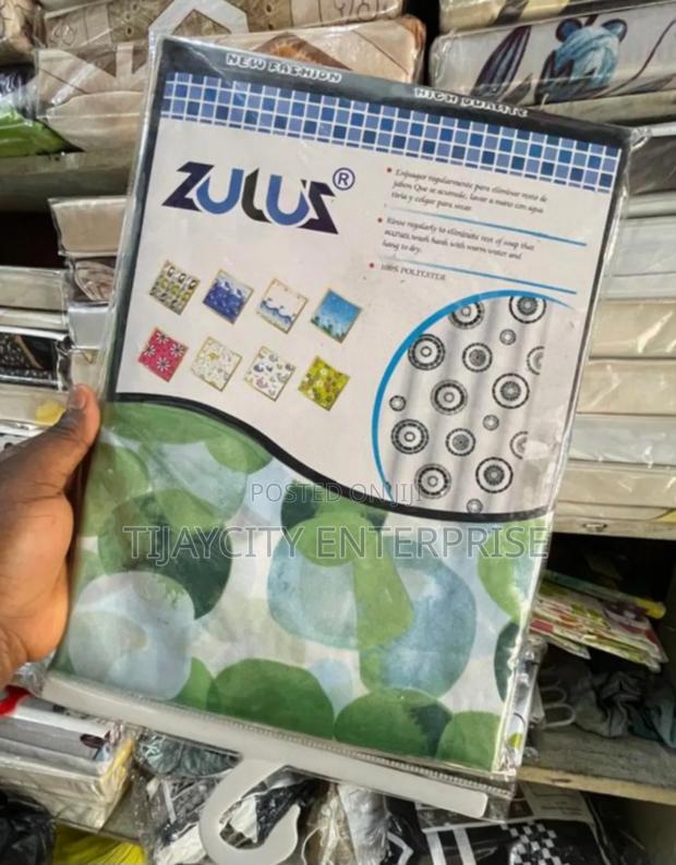 Shower Curtains · Photo 7