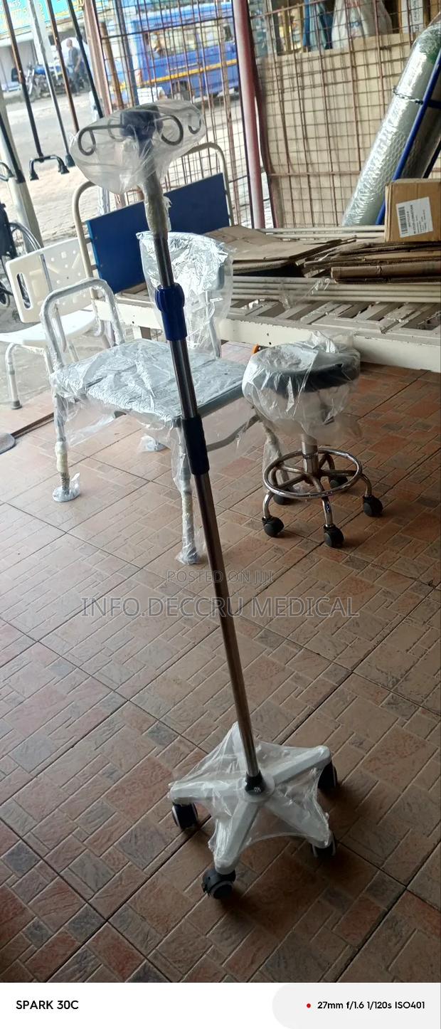 Infusion Stand (Drip Stand) · Photo 1