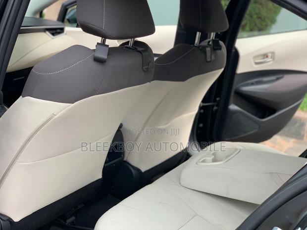 Toyota Corolla SE 2020 Black · Photo 7