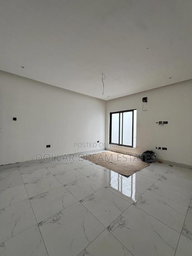 5bdrm House in Adjiriganor for sale · Photo 6