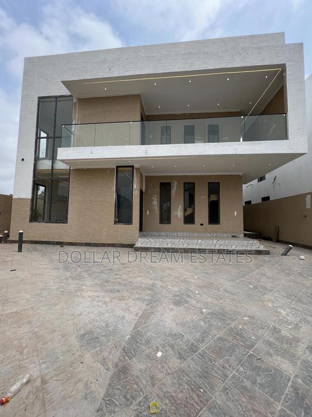 5bdrm House in Adjiriganor for sale · Photo 2