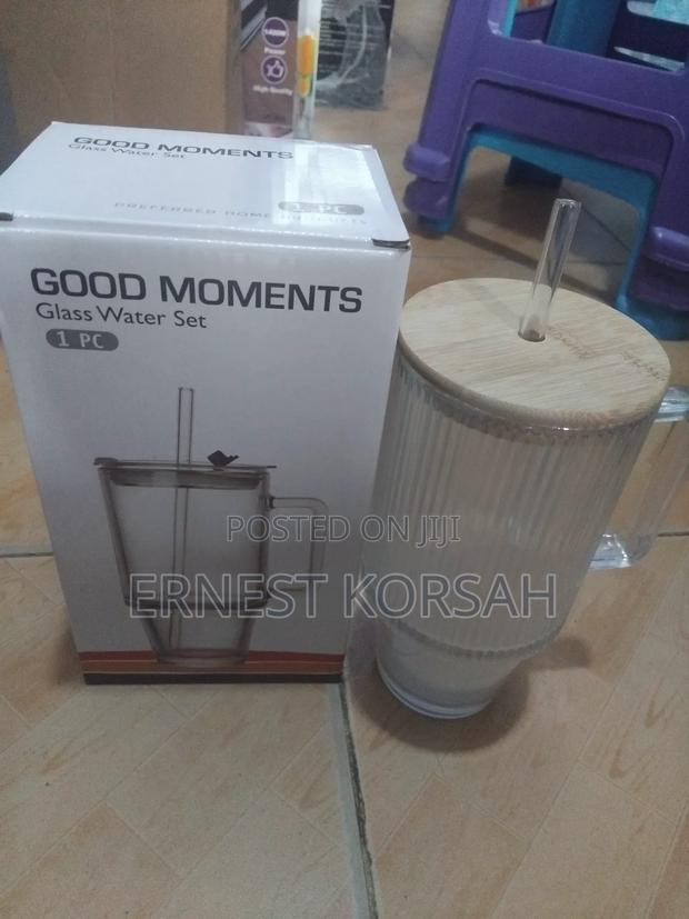 High Quality Glass Water With Glass Straw · Photo 1