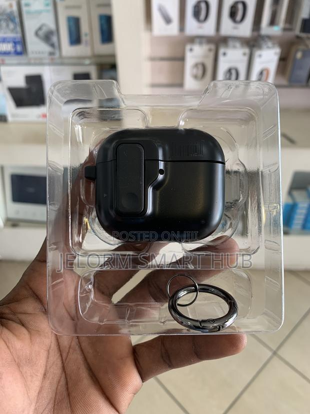 Airpods 4 Raigor Inverse Case · Photo 4