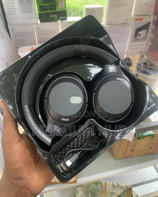 JBL Headset- Pure Bass · Photo 2
