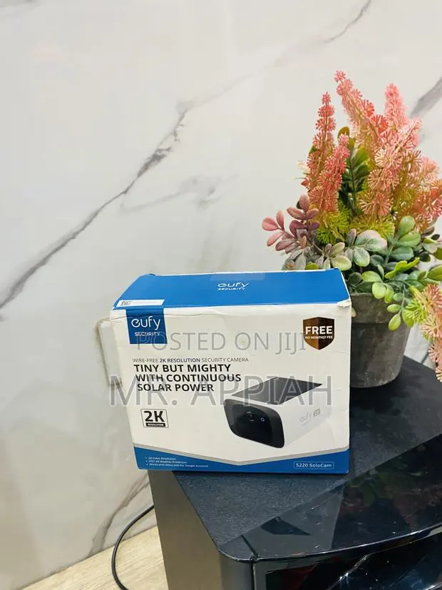 Long Lasting Eufy Solar Wireless Outdoor Security Camera. · Photo 1